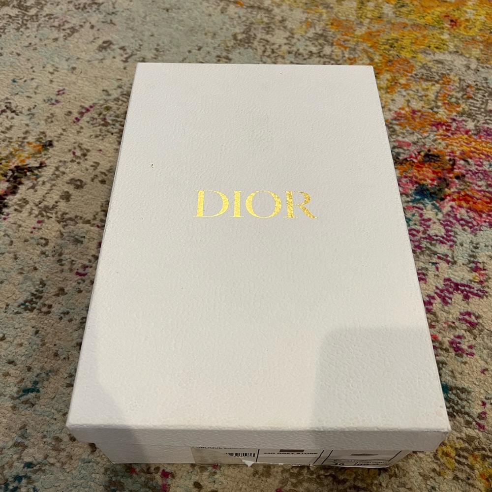 Dior Oblique Canvas Low-Top Sneakers in Gray & Cream - Picture 9 of 11